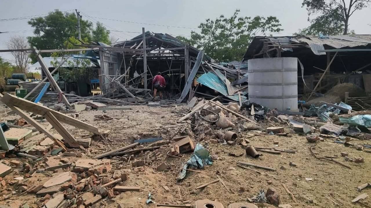 Airstrike by junta forces following clashes in oil field area between Myaing and Pauk townships